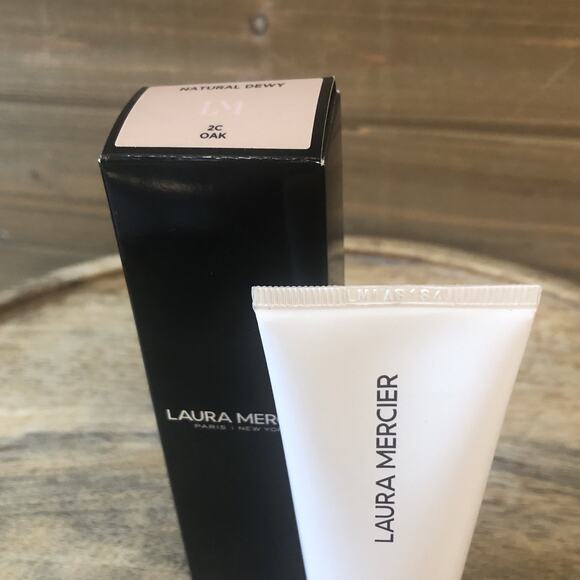 Laura Mercier Tinted Moisturizer Natural Dewy BS SPF 30 #2C Oak 1.5 Fl Oz - Picture 3 of 5